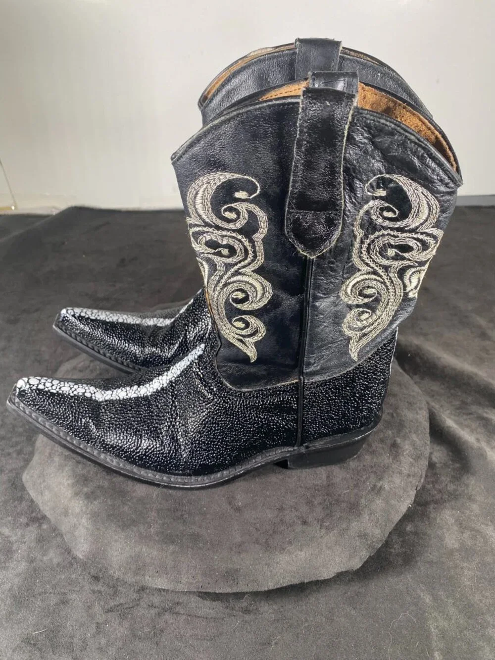 Youth/Big  Kids Authentic Snip Toe Sting Ray Exotic Boots, Made in Mexico, Used,